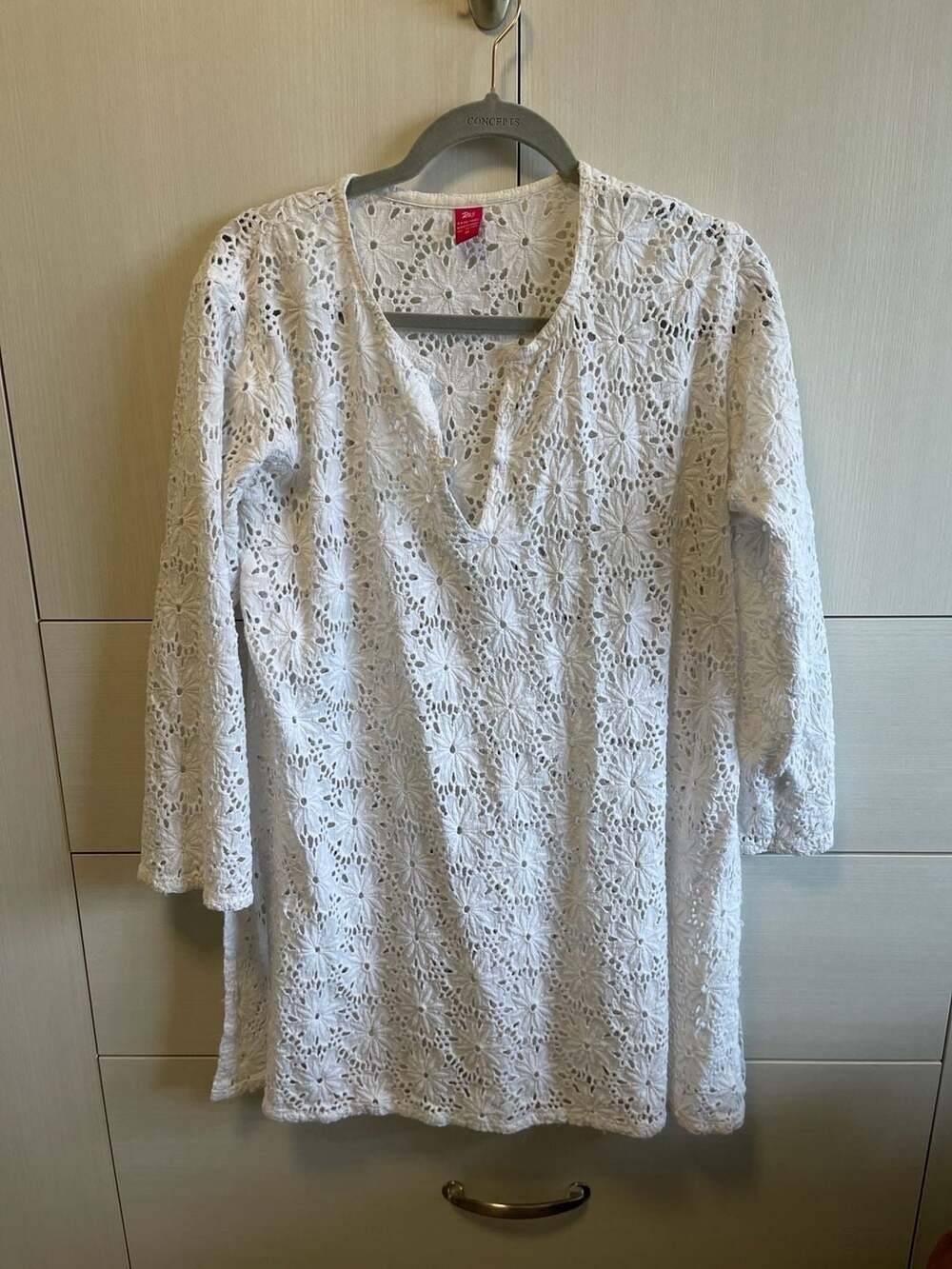 Raj 100% Cotton White Floral Eyelet V-Neck Tunic Beach Cover-Up Sz M